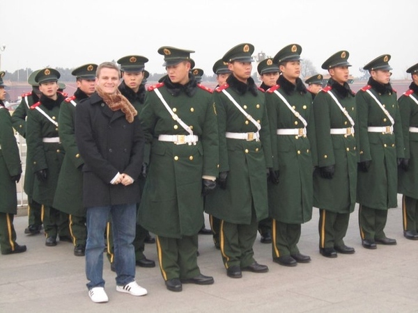 Chinese Army Photobomb