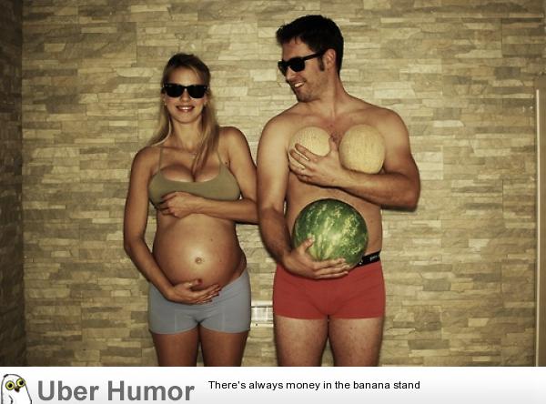 This is how you do pregnancy photos | Funny Pictures, Quotes, Pics, Photos,  Images. Videos of Really Very Cute animals.